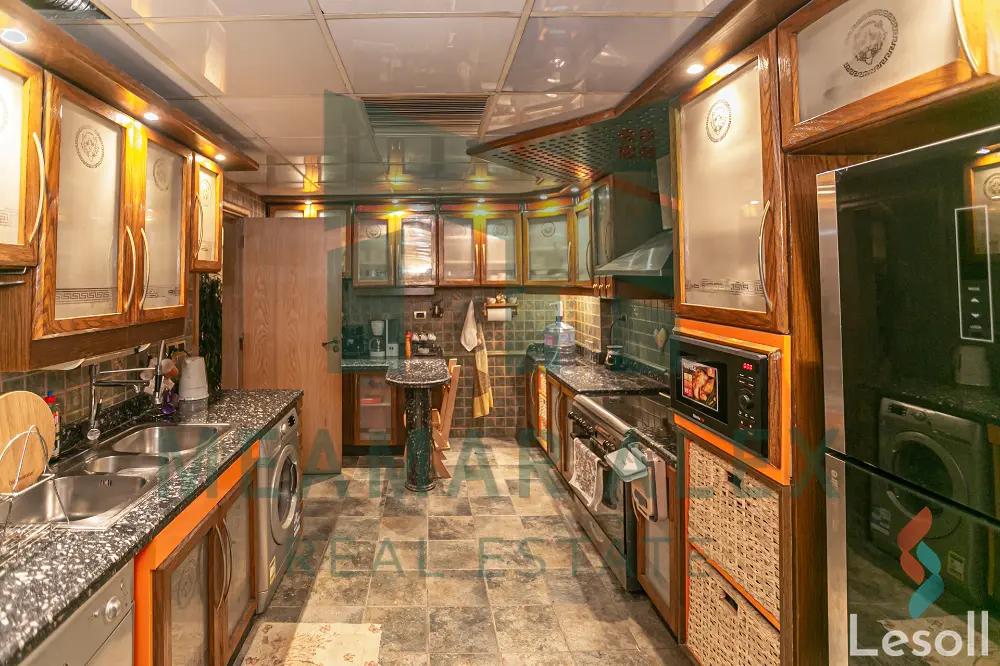 Apartment for sale with an data.area 300 meters and 3 data.rooms in Boulkly Alexandria