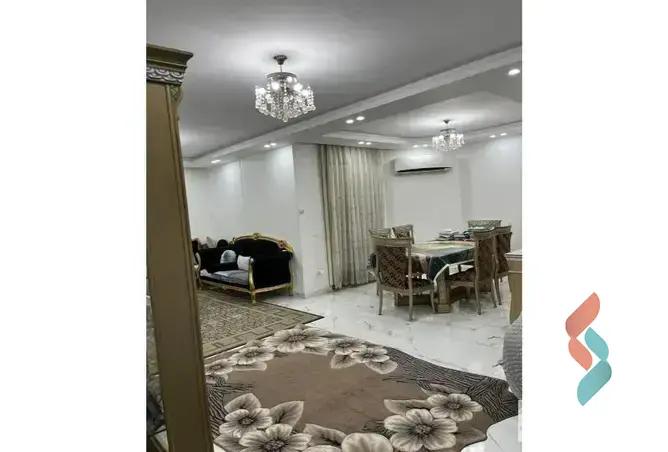 شقة للبيع بمساحة 216 متر و 4 غرف في الشيخ زايد الجيزة - صورة 2