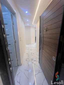 شقه تشطيب سوبر لوكس ٢ غرفه في منطقه ل في حدائق الاهرام