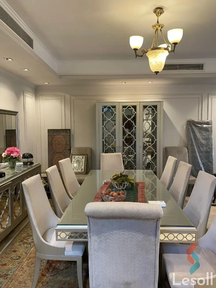 Villa for yearly rent with an data.area 350 meters and 4 rooms in New Cairo Cairo