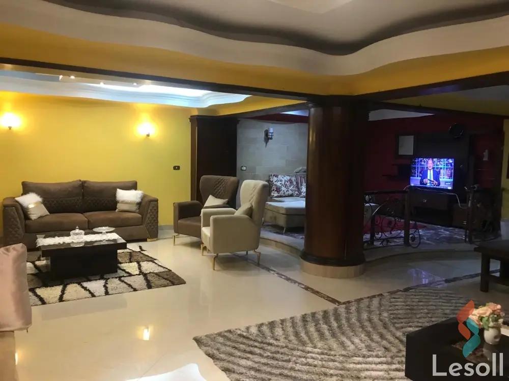 شقة للبيع بمساحة 220 متر و 3 غرف في 6 اكتوبر الجيزة - صورة 2