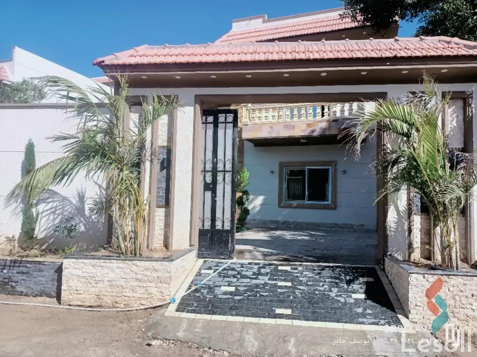 Villa for sale with an data.area 500 meters and 5 data.rooms in Bourj Alarab Alexandria