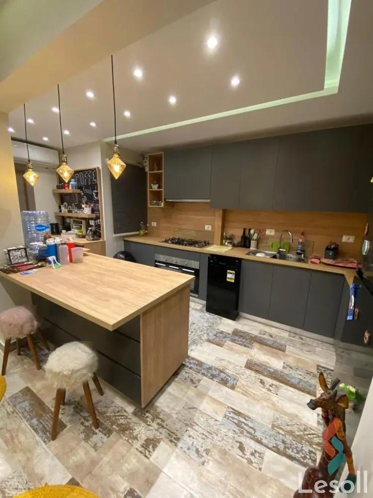 Apartment with garden for sale with an data.area 158 meters and 3 data.rooms in 5th Settlement Cairo - Image 2