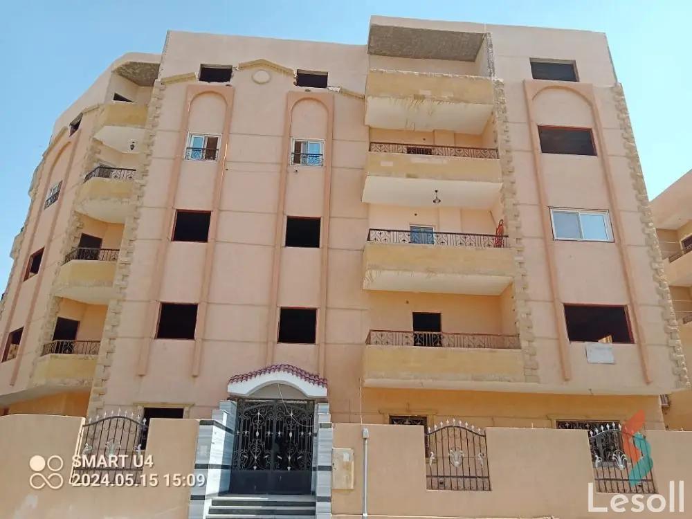 شقة للبيع بمساحة 200 متر و 3 غرف في مدينة الشروق القاهرة شقة للبيع بمساحة 200 متر و 3 غرف في مدينة الشروق القاهرة