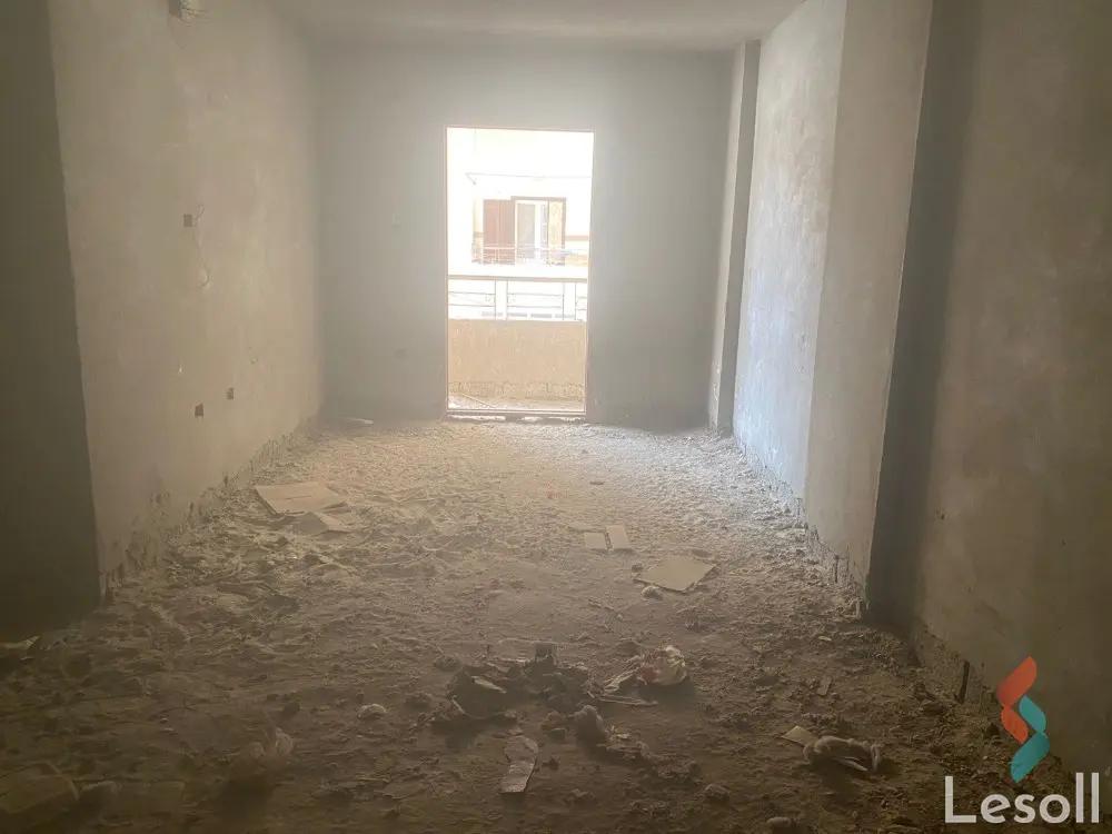 شقة للبيع بمساحة 90 متر و 3 غرف في الإسماعيلية الإسماعلية