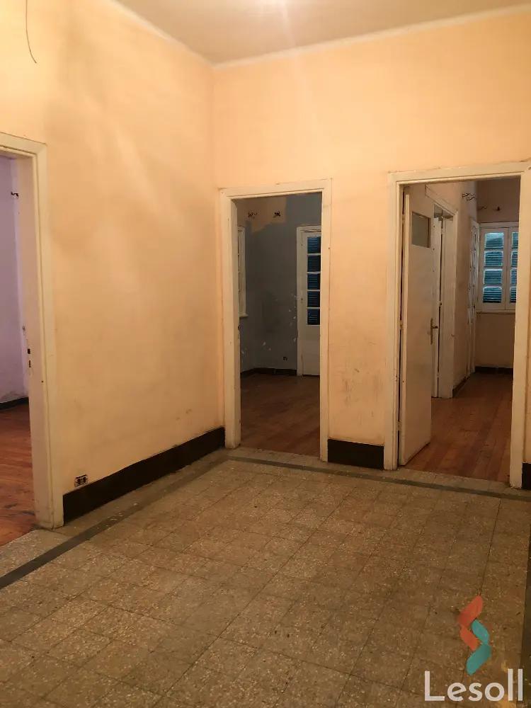 Office for monthly rent with an area 210 meters in Giza Square Giza