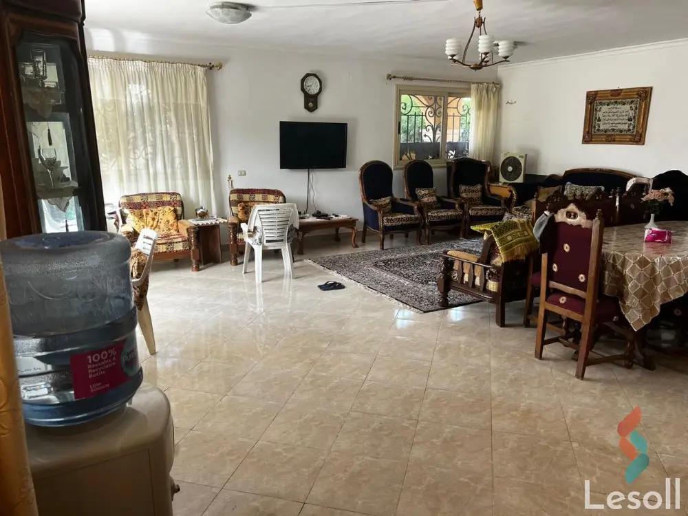 فيلا للبيع بمساحة 850 متر و 4 غرف في مدينة الشروق القاهرة