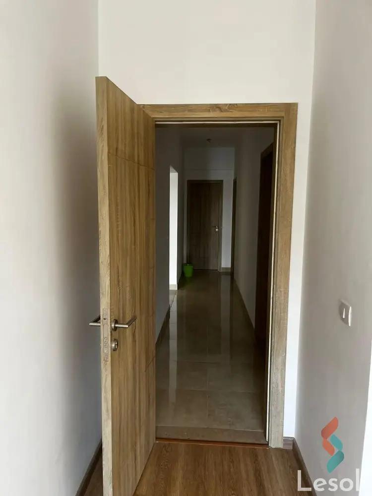 Penthouse for sale with an data.area 182 meters and 3 data.rooms in 5th Settlement Cairo