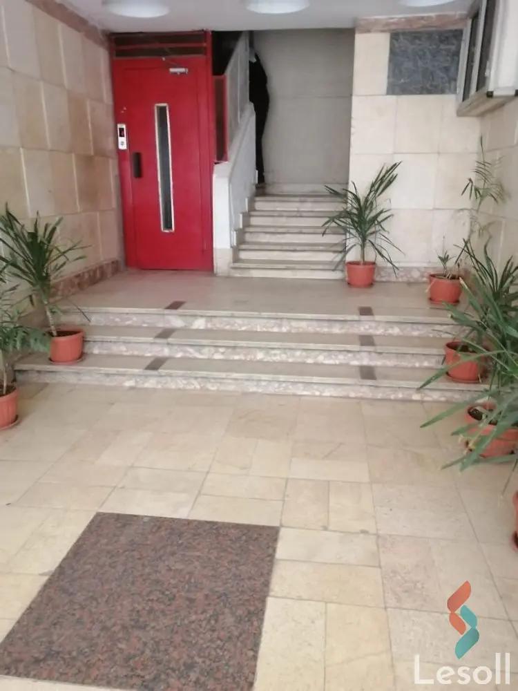 Apartment for sale with an data.area 200 meters and 3 data.rooms in Nasr City Cairo - Image 3