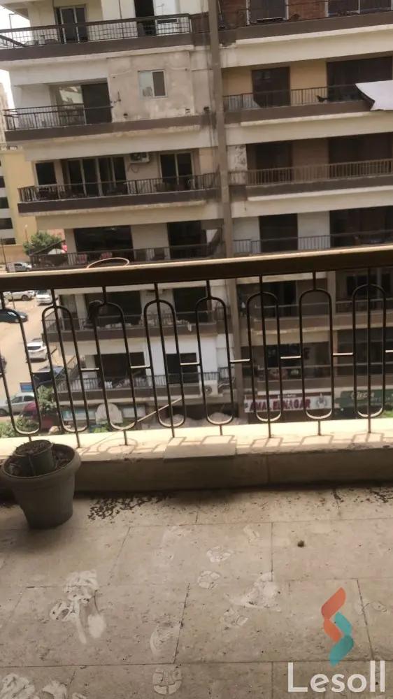 شقة للبيع بمساحة 300 متر و 4 غرف في مدينة نصر القاهرة - كل الصور