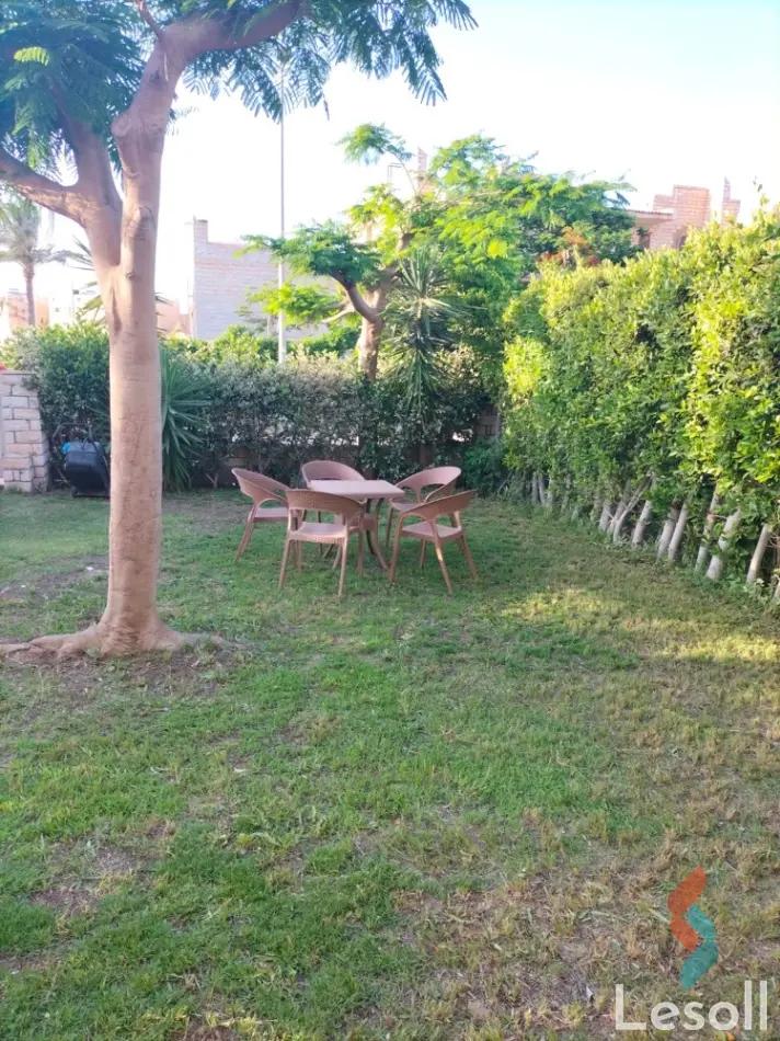 شقة بحديقة للبيع بمساحة 200 متر و 3 غرف في قسم مارينا العلمين السياحي الاسكندرية