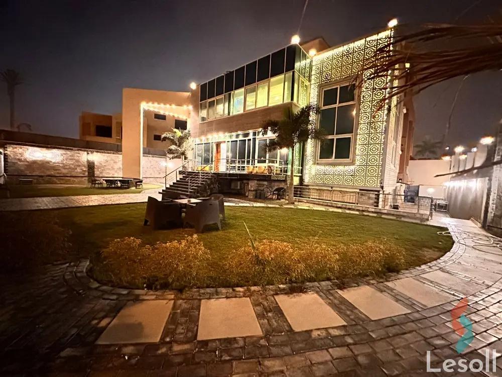 Villa for sale with an data.area 10,000 meters and 8 data.rooms in Cheikh Zayed Giza Villa for sale with an data.area 10,000 meters and 8 data.rooms in Cheikh Zayed Giza