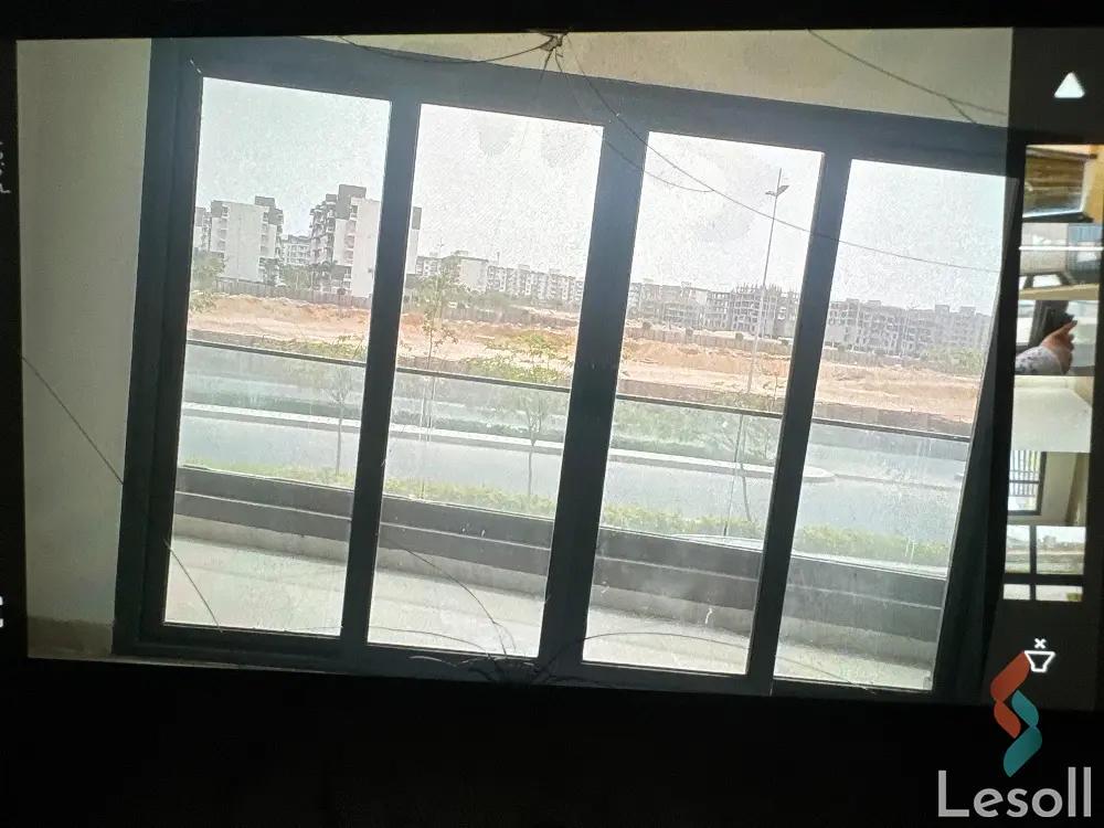 شقة للايجار السنوي بمساحة 100 متر و غرفتان في مدينتي القاهرة - صورة 2