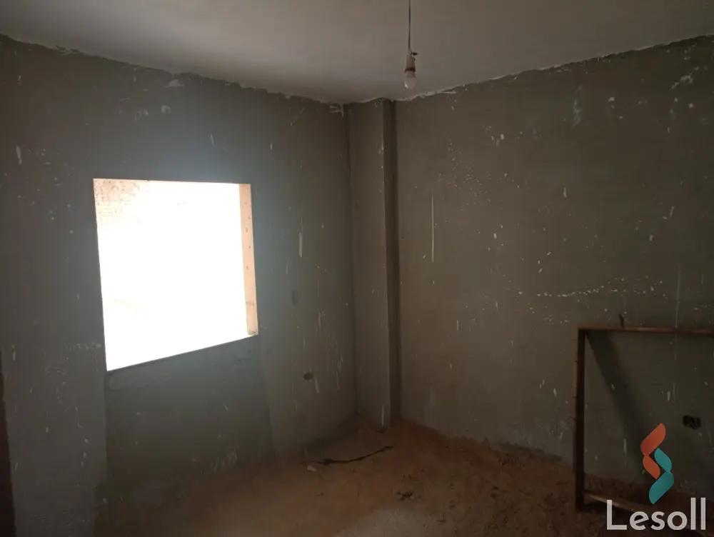 شقة للبيع بمساحة 200 متر و 3 غرف في العبور القليوبية - صورة 4