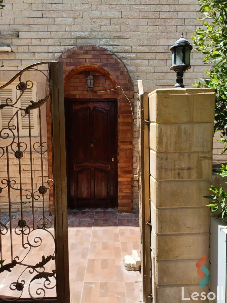 فيلا للبيع بمساحة 220 متر و 5 غرف في الساحل الشمالي الاسكندرية