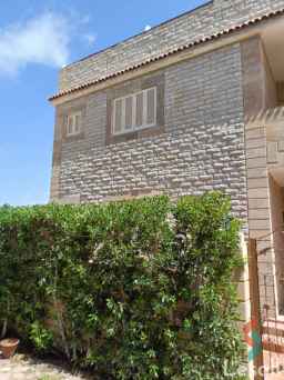 فيلا للبيع بقرية حورس والرمال الذهبية