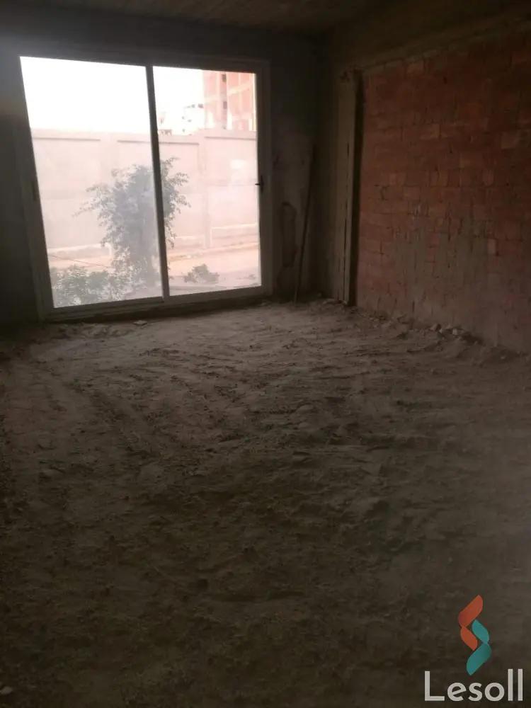Apartment with garden for sale with an data.area 115 meters and 2 room in October 6 Giza - Image 3