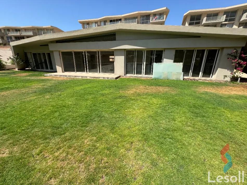 فيلا للبيع بمساحة 750 متر و 5 غرف في العين السخنة السويس