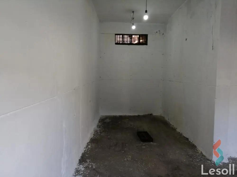 Retail for sale with an area of 40 meters in Abdeen Cairo