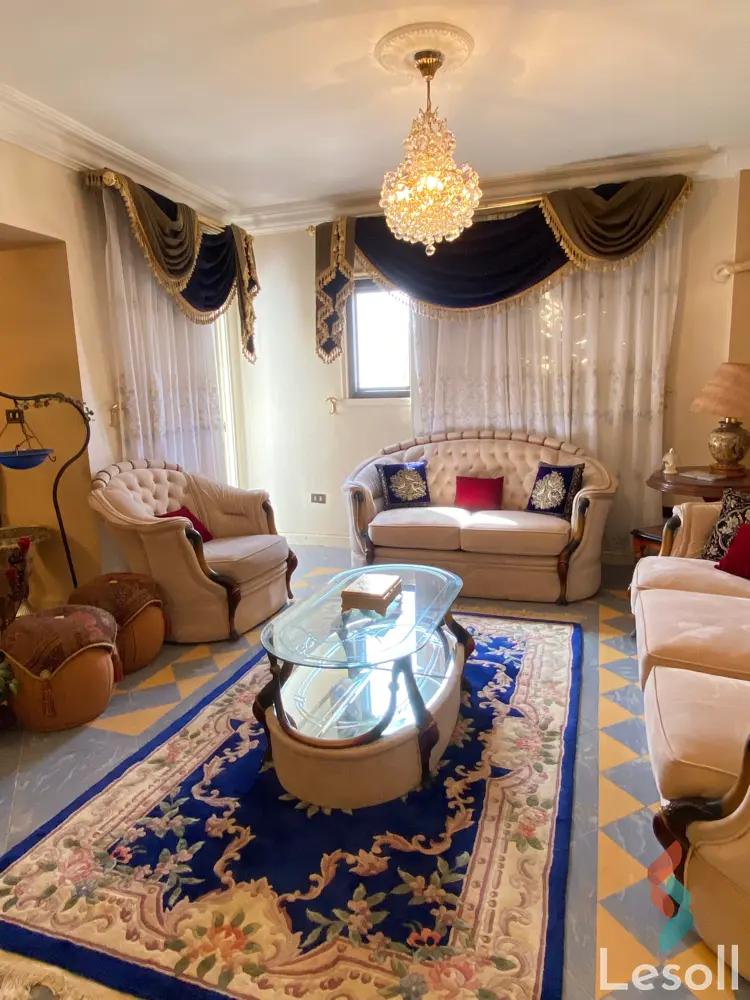 شقة للبيع بمساحة 170 متر و 3 غرف في مصر الجديدة القاهرة - صورة 2