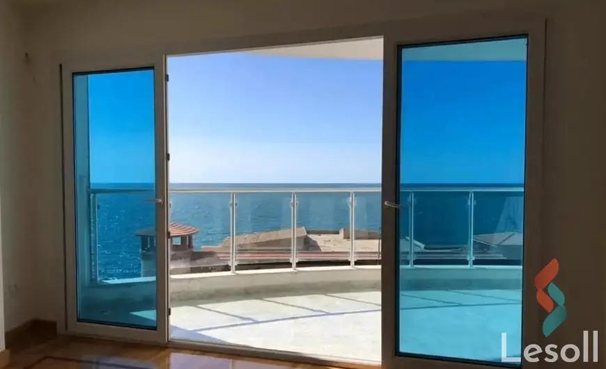 Chalet for sale with an area 157 meters and 3 rooms in North Coast Alexandria - Image 2