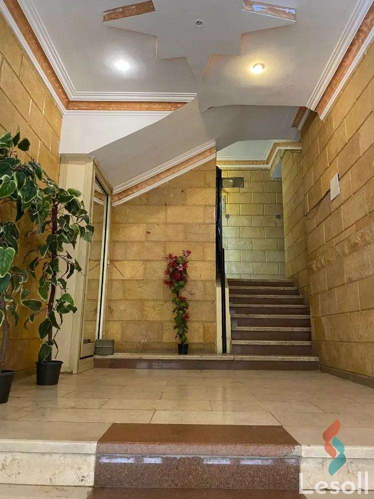 شقة للبيع بمساحة 150 متر و 3 غرف في التجمع الخامس القاهرة - صورة 3