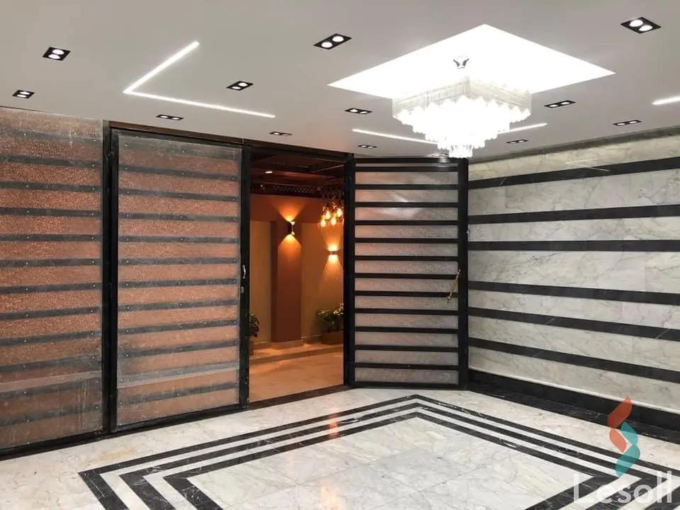 Apartment for sale with an data.area 150 meters and 3 data.rooms in Mohandessin Giza - Image 3