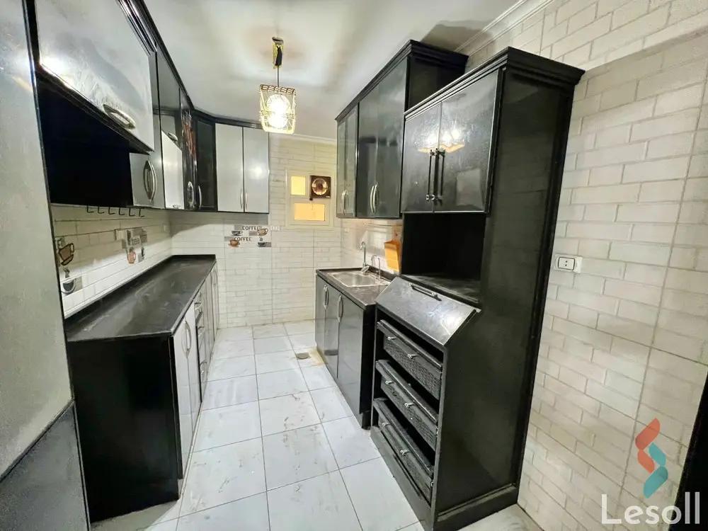 شقة للبيع بمساحة 200 متر و 3 غرف في 6 اكتوبر الجيزة - صورة 3