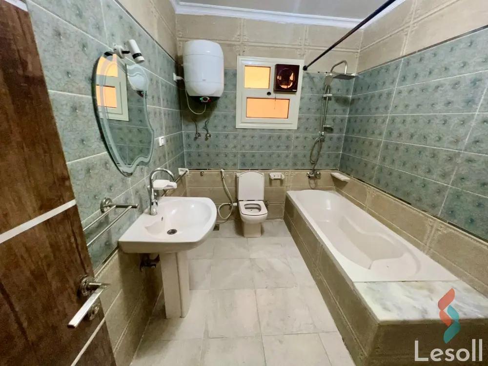 شقة للبيع بمساحة 200 متر و 3 غرف في 6 اكتوبر الجيزة - كل الصور