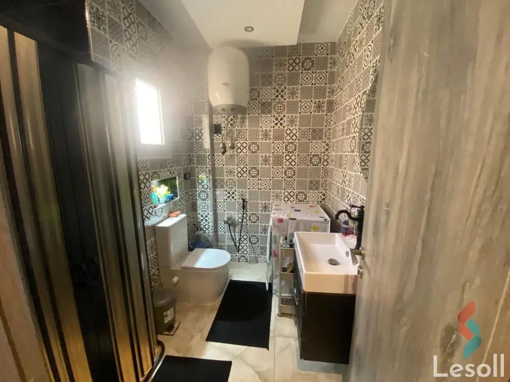 شقة للبيع بمساحة 130 متر و 3 غرف في التجمع الخامس القاهرة - كل الصور