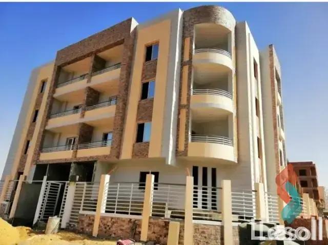 شقة للبيع بمساحة 165 متر و 3 غرف في التجمع الخامس القاهرة - صورة 3