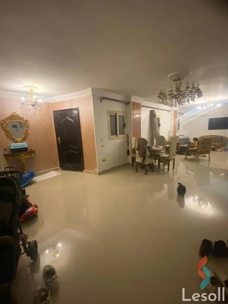 Villa for sale with an data.area 444 meters and 4 data.rooms in Maadi Cairo