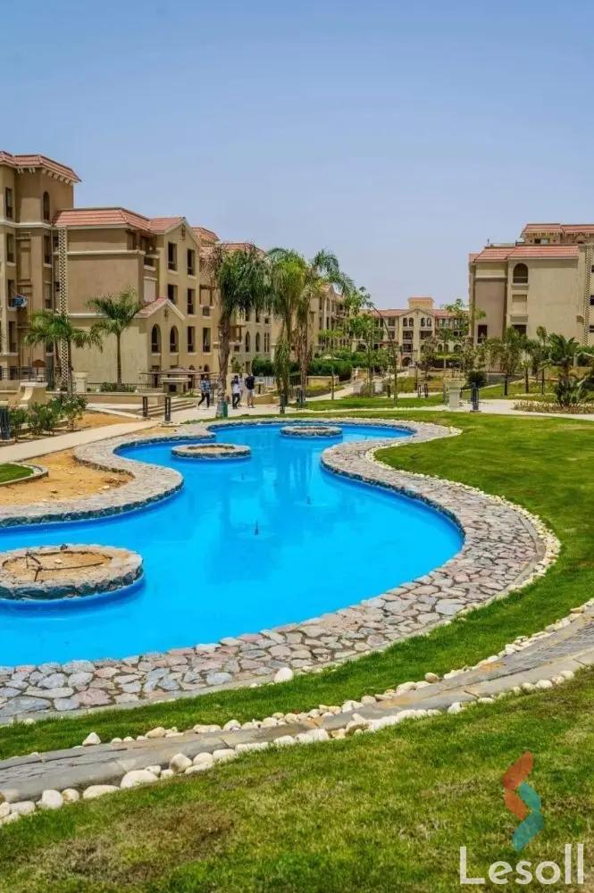 شقة للبيع بمساحة 140 متر و 3 غرف في مدينة الشروق القاهرة - صورة 2