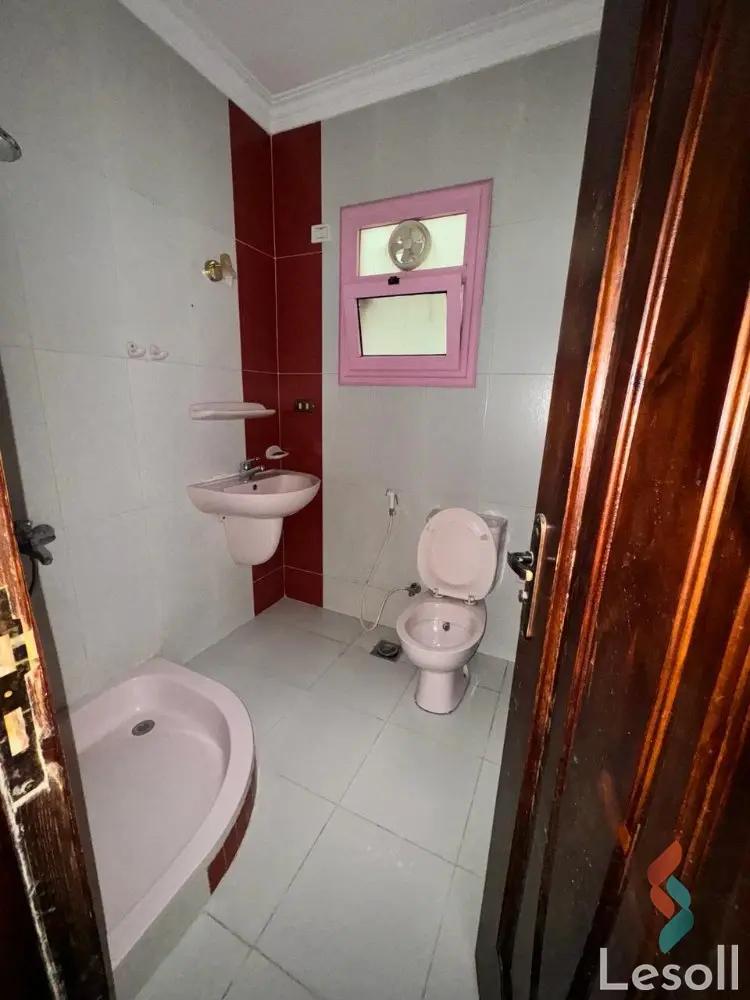 Apartment for monthly rent with an data.area 180 meters and 3 rooms in Nasr City Cairo - Image 2