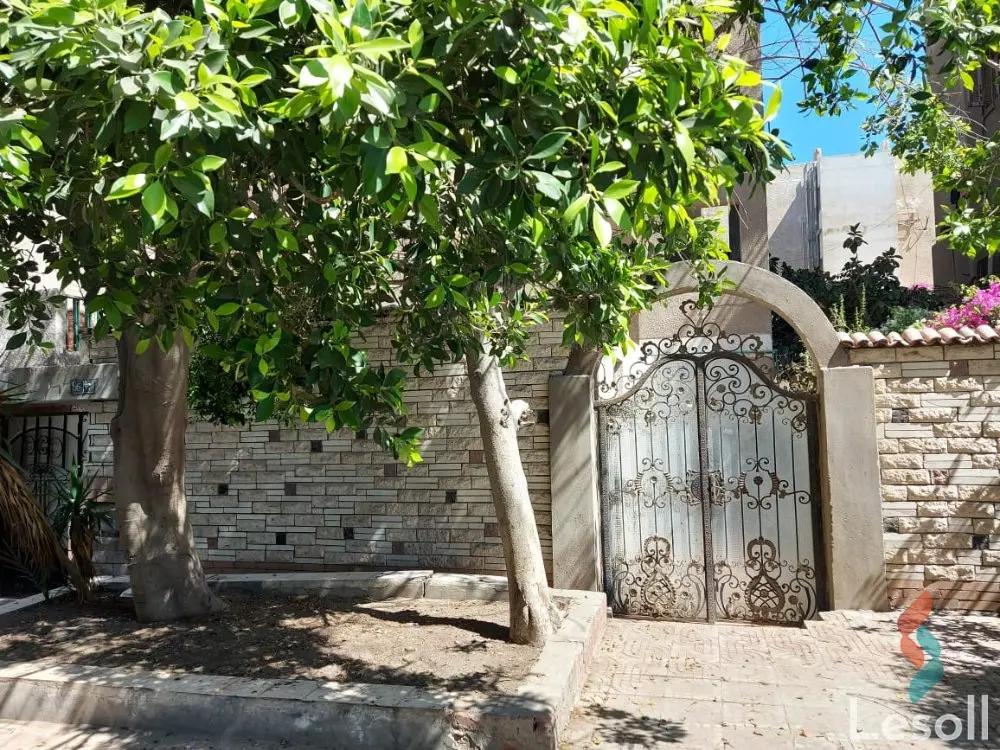 Villa for sale with an data.area 300 meters and 8 data.rooms in Nasr City Cairo