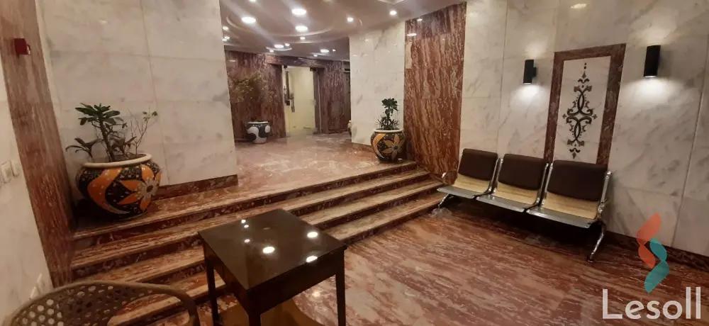 شقة للايجار اليومي بمساحة 300 متر و 3 غرف في المهندسين الجيزة - صورة 3