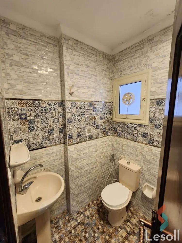 Apartment for yearly rent with an data.area 140 meters and 3 rooms in Bab Sharq Alexandria