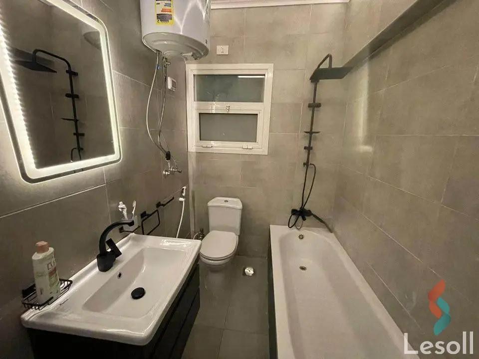 Apartment for sale with an data.area 165 meters and 2 room in Mohandessin Giza