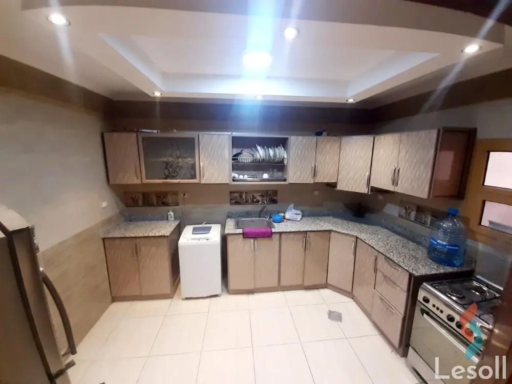 شقة للايجار اليومي بمساحة 250 متر و 3 غرف في المهندسين الجيزة - صورة 2