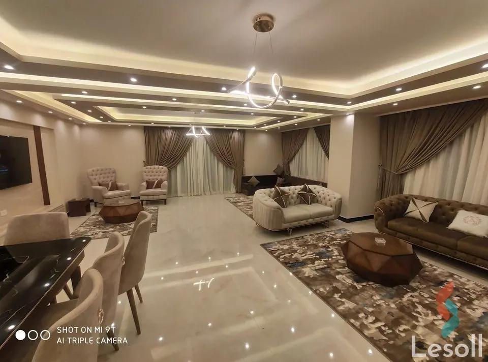 شقة للايجار اليومي بمساحة 250 متر و 3 غرف في المهندسين الجيزة - صورة 3