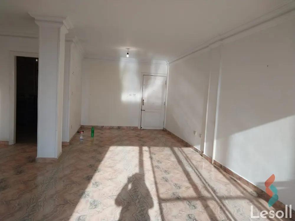 Apartment for sale with an data.area 175 meters and 3 data.rooms in Nasr City Cairo - Image 4