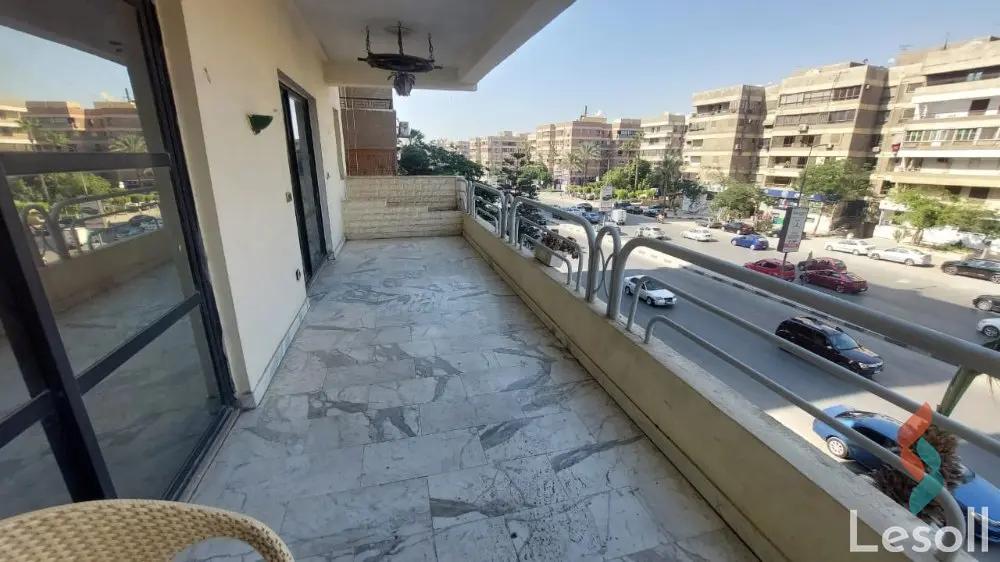 Apartment for monthly rent with an data.area 350 meters and 4 rooms in Nasr City Cairo - Image 4