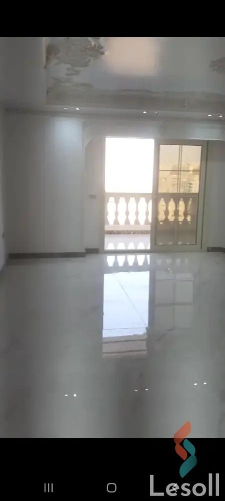 Apartment for sale with an data.area 200 meters and 3 data.rooms in Nasr City Cairo - Image 3