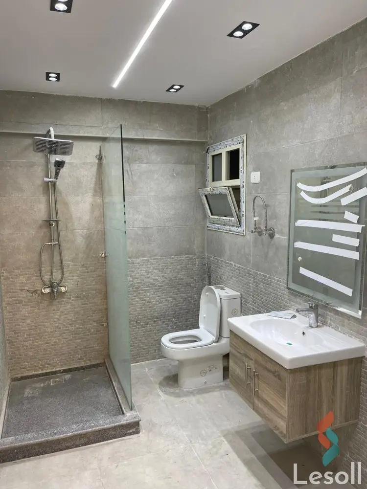 شقة للبيع بمساحة 200 متر و 3 غرف في الدقى الجيزة - كل الصور