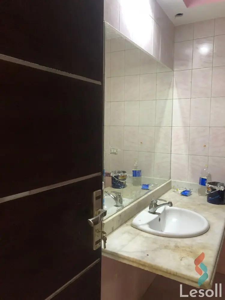 Duplex for monthly rent with an data.area 320 meters and 4 rooms in Mohandessin Giza