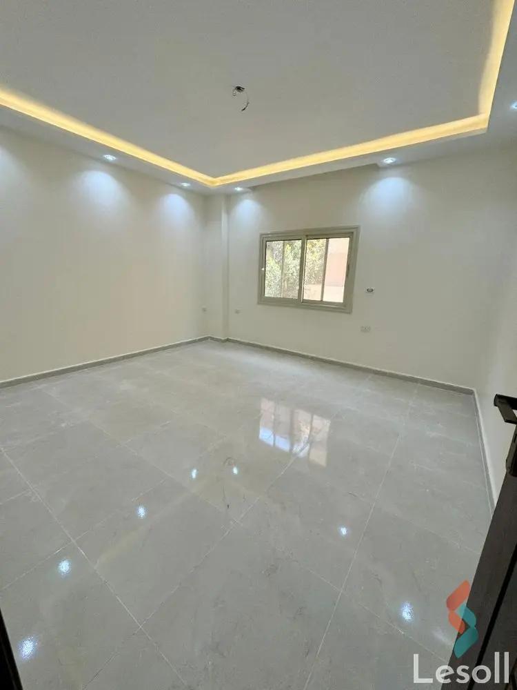 Building for sale with an data.area 432 meters and 5 data.rooms in October 6 Giza - Image 2