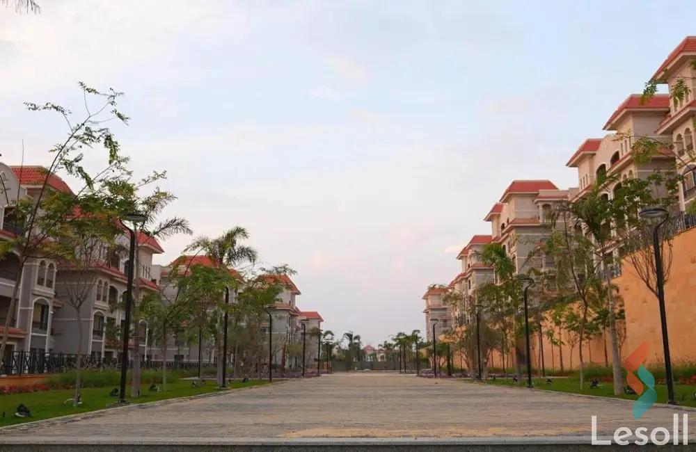 شقة للبيع بمساحة 185 متر و 3 غرف في التجمع الخامس القاهرة - صورة 2