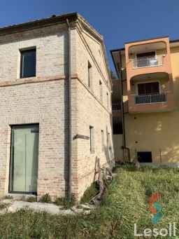 منزل مكون من ٣ أدوار للبيع في سرياقوس خلف مصنع البلاستيك