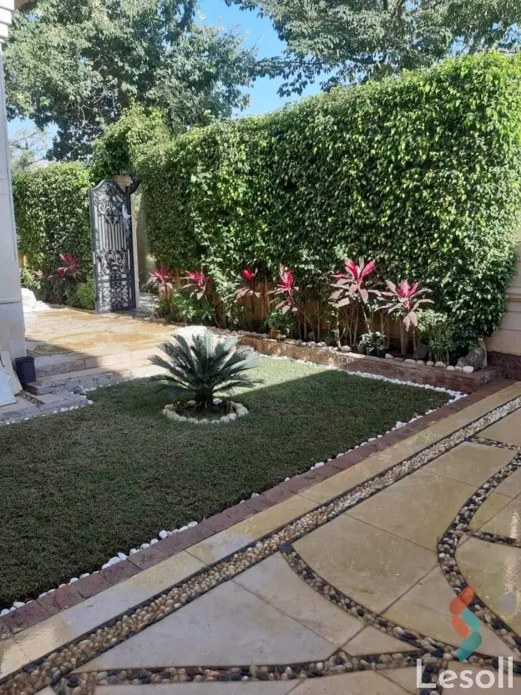 Villa for sale with an data.area 500 meters and 6 data.rooms in 5th Settlement Cairo