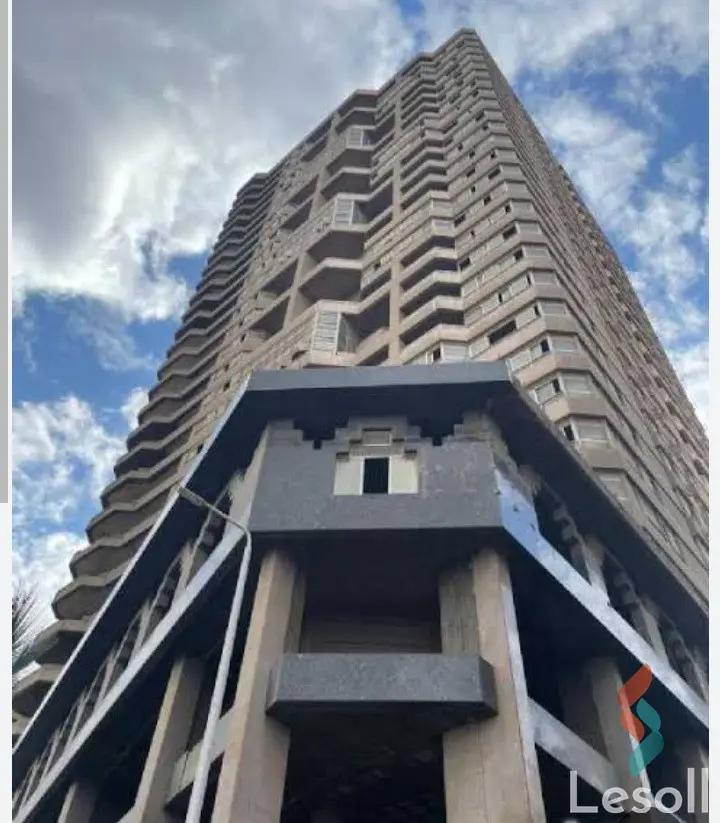 Apartment for sale with an data.area 154 meters and 3 data.rooms in Manyal Cairo